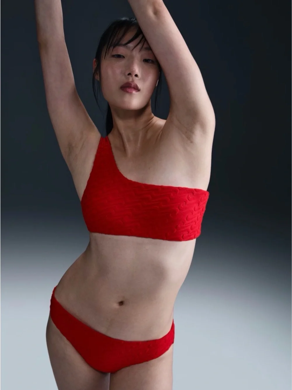 BRAND NEW Nike Red One-Shoulder Textured Bandeau Bikini TOP ONLY